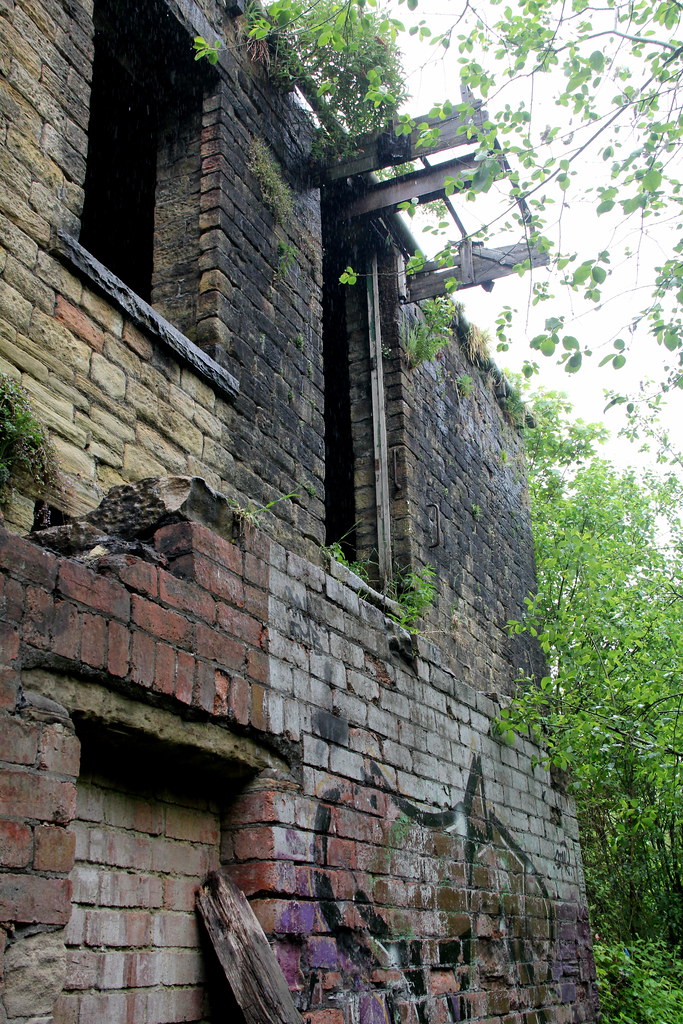 Linthwaite Mill, Huddersfield, Yorkshire, June 2019 | Derelict Places ...